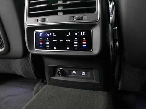 New 2026 Audi Q8 Premium Plus image 27