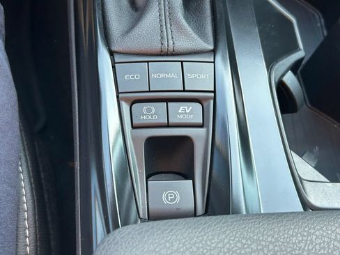 Used 2026 Toyota Camry SE w/ Multimedia Upgrade Package AWD/4WD image 29