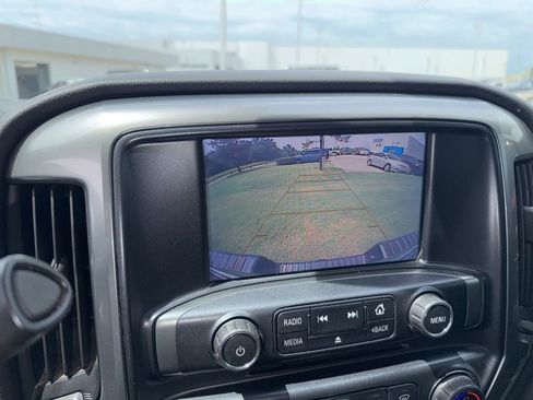Used 2018 Chevrolet Silverado 1500 LT w/ Texas Edition AWD/4WD image 19