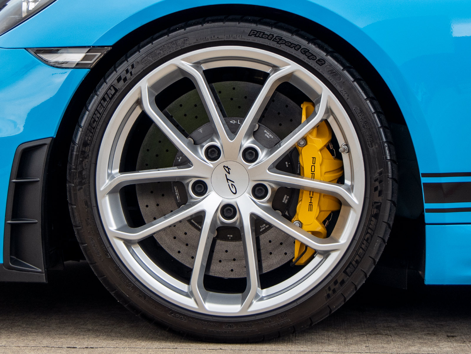 Certified 2021 Porsche 718 Cayman GT4 RWD image 13