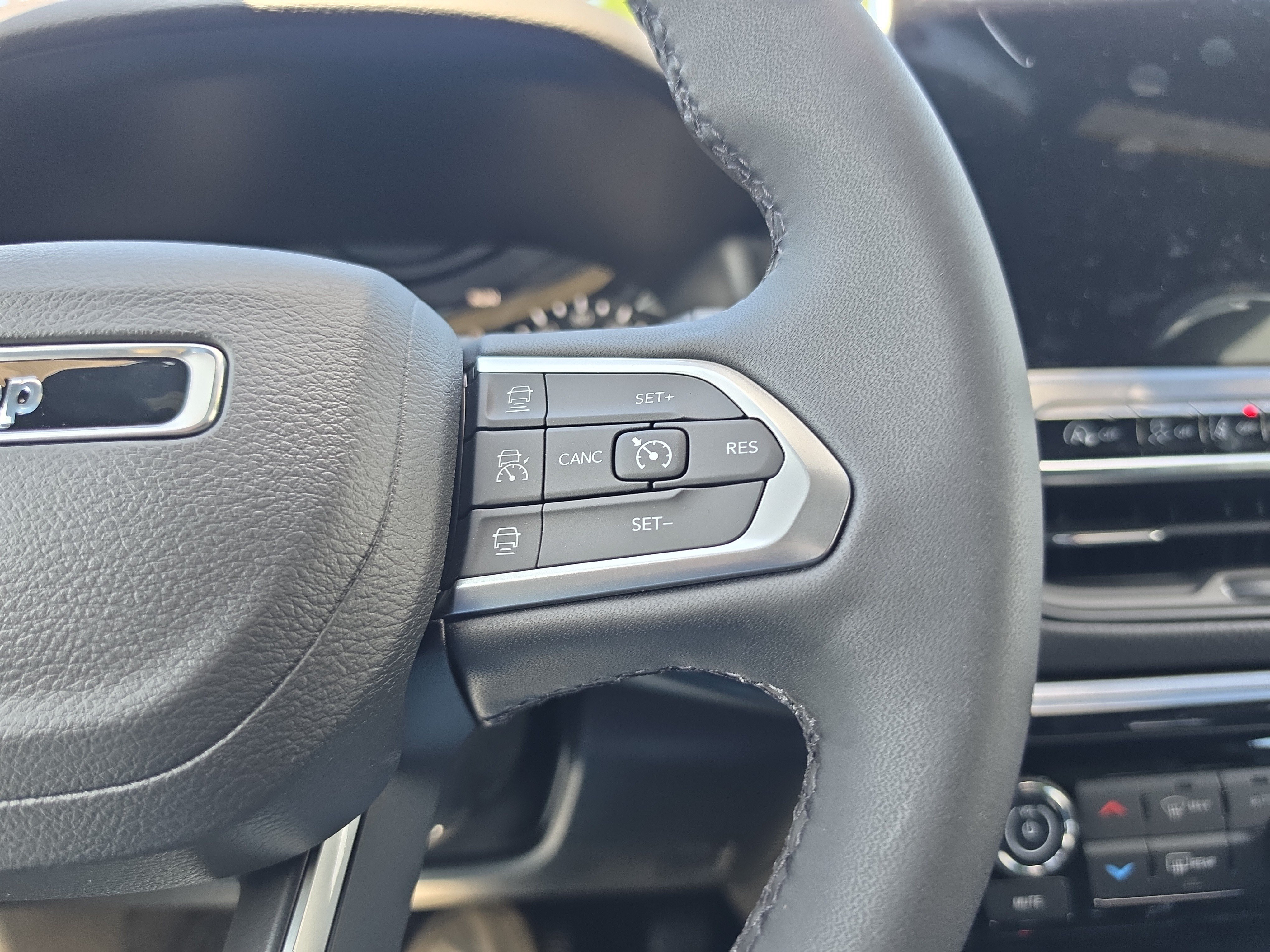 New 2026 Jeep Compass Limited AWD/4WD image 22