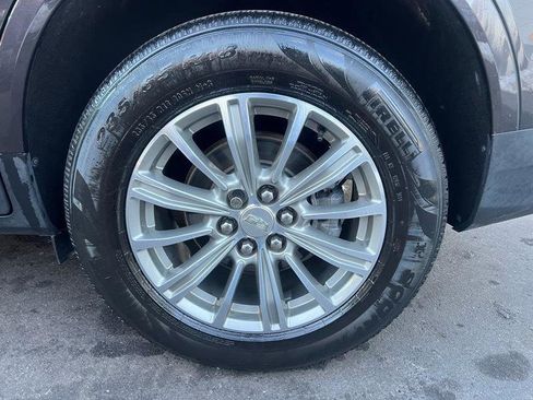 Used 2018 Cadillac XT5 Luxury w/ Driver Awareness Package image 28