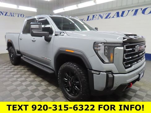 Used 2024 GMC Sierra 2500 AT4 w/ AT4 Premium Plus Package image 3