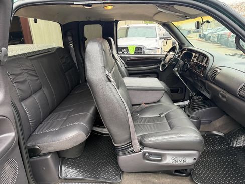 Used 2001 Dodge Ram 2500 Truck 4x4 Quad Cab image 16