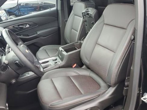 Used 2023 Chevrolet Traverse High Country w/ LPO, Floor Liner Package AWD/4WD image 25