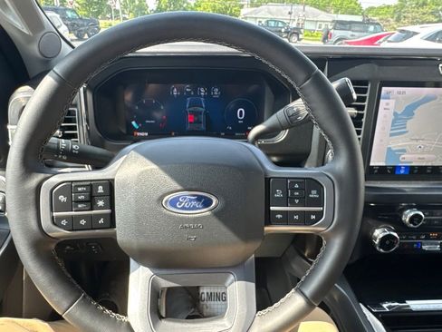 Certified 2025 Ford F350 Lariat w/ Lariat Ultimate Package AWD/4WD image 22