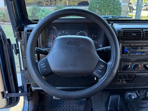 Used 2002 Jeep Wrangler Sport image 19