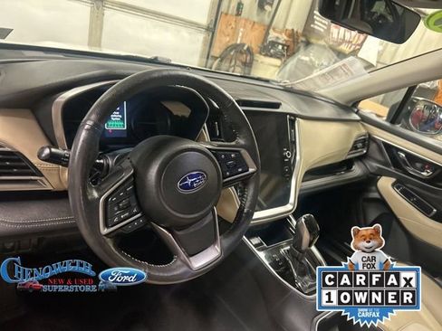 Used 2025 Subaru Outback Limited image 14