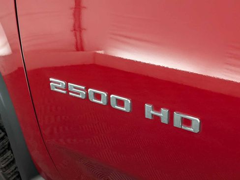 Used 2024 Chevrolet Silverado 2500 LTZ w/ LTZ Convenience Package image 12