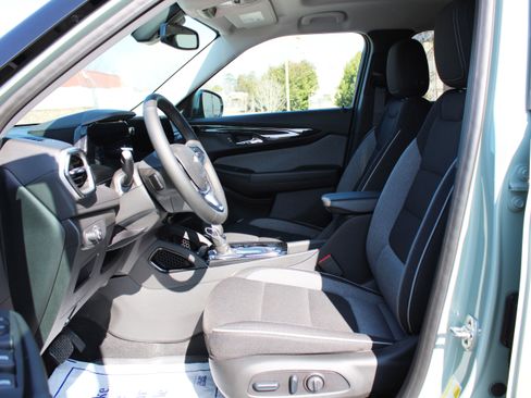 New 2026 Chevrolet TrailBlazer LT w/ Convenience Package image 27