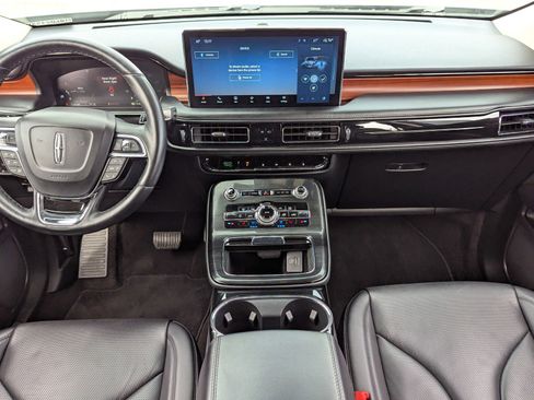 Used 2021 Lincoln Nautilus Reserve image 18