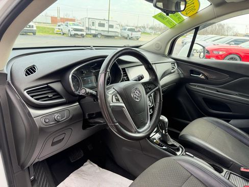 Used 2019 Buick Encore Preferred image 20