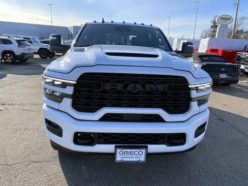 Used 2025 RAM 2500 Limited image 11
