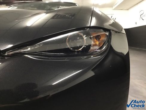 Used 2018 MAZDA MX-5 Miata RF Grand Touring image 28