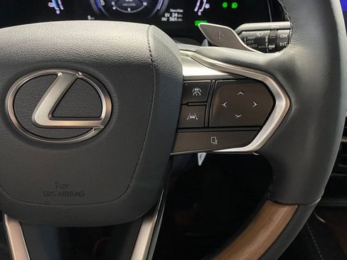 New 2026 Lexus RX 450h AWD image 17