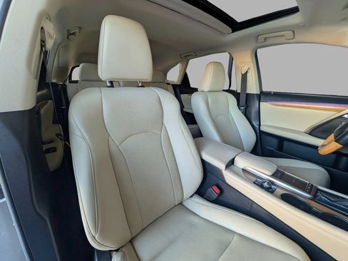 Used 2021 Lexus RX 350L FWD w/ Premium Package image 23