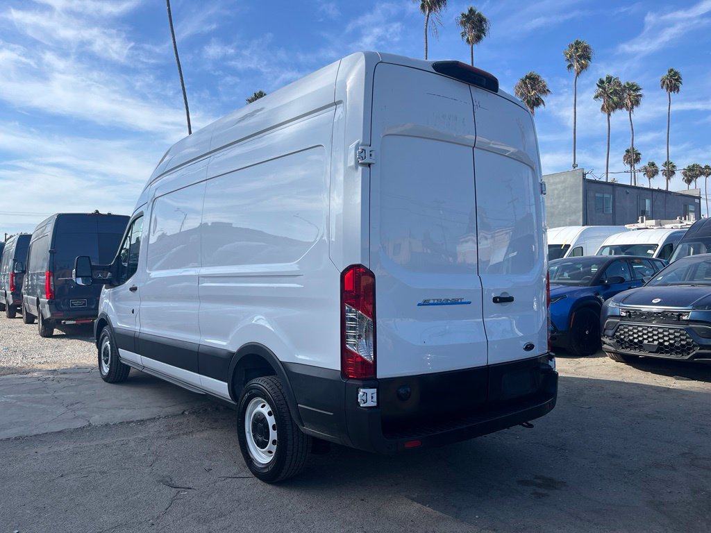 Used 2022 Ford E-Transit 148 High Roof w/ Load Area Protection Package RWD image 7