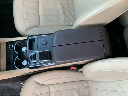 Used 2018 Mercedes-Benz GLE 350 GLE 350 Sport Utility 4D image 28