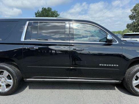 Used 2018 Chevrolet Suburban Premier RWD image 48