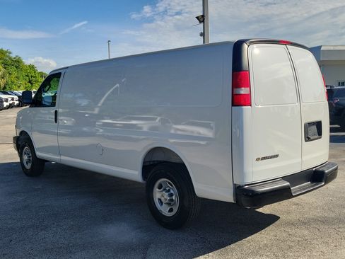 Used 2025 Chevrolet Express 2500 Extended w/ Driver Convenience Package RWD image 5