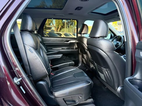 Used 2024 Hyundai Palisade Limited image 21