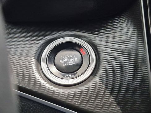 Used 2024 Jeep Grand Cherokee Laredo w/ Luxury Tech Group I AWD/4WD image 22