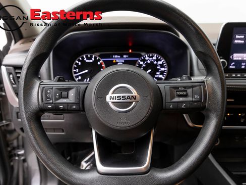 Used 2021 Nissan Rogue S AWD/4WD image 10
