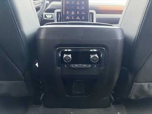 New 2026 GMC Yukon Denali w/ Sun & Power Step Package AWD/4WD image 30