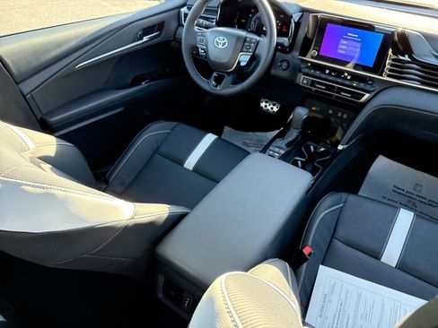 Certified 2026 Toyota Camry SE image 22