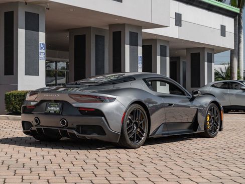 Used 2022 Maserati MC20 Coupe RWD image 50