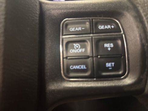 Used 2020 RAM 1500 Classic Warlock AWD/4WD image 16