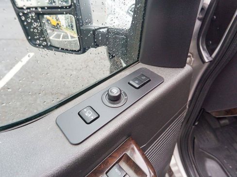 Used 2016 Ford F250 Platinum w/ FX4 Off-Road Package AWD/4WD image 19