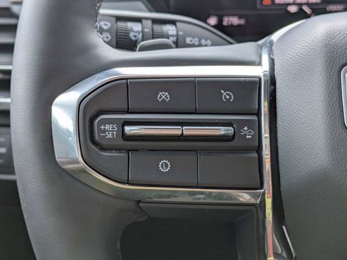 Used 2024 GMC Acadia Elevation w/ Luxury Package FWD image 36