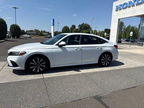 Used 2022 Honda Civic EX image 13