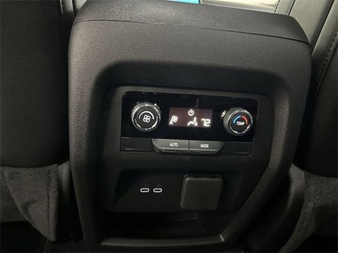 New 2025 Chevrolet Traverse LT w/ Enhanced Driving Package image 21