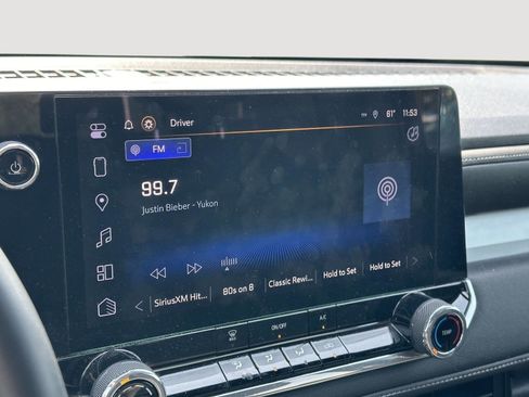 Used 2024 Chevrolet Colorado LT RWD image 12