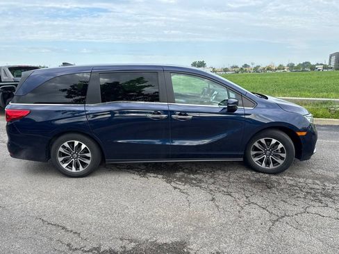 Used 2023 Honda Odyssey EX-L image 13