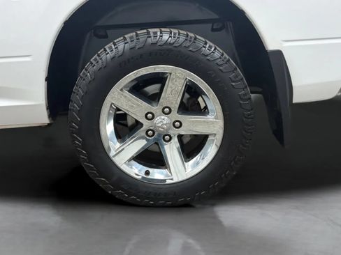 Used 2017 RAM 1500 Express w/ Express Value Package RWD image 25