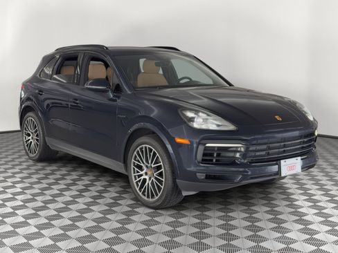 Used 2021 Porsche Cayenne E-Hybrid AWD/4WD image 7