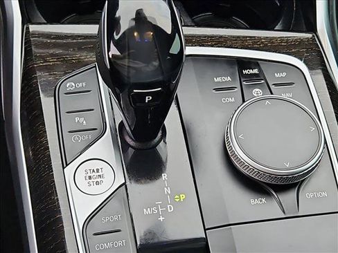 Used 2021 BMW 330i Sedan w/ Executive Package image 12