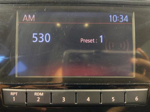 Used 2015 Nissan Rogue SV AWD/4WD image 25
