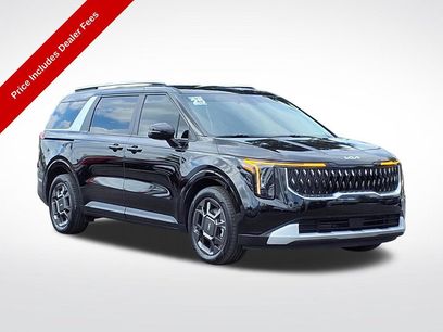 Used 2025 Kia Carnival EX