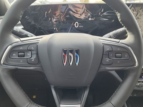 New 2026 Buick Envista Avenir image 19