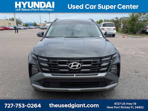 Certified 2025 Hyundai Tucson SEL FWD image 8