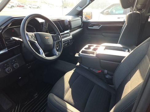 Used 2023 Chevrolet Silverado 1500 LT image 3