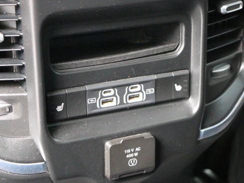 Used 2025 RAM 1500 Laramie w/ Night Edition AWD/4WD image 34