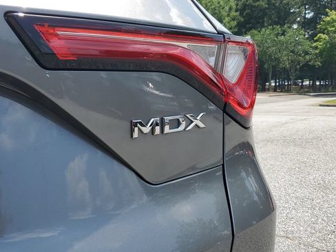 Certified 2024 Acura MDX FWD w/ Technology Package image 8