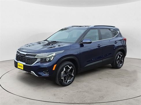 Used 2024 Kia Seltos EX image 1