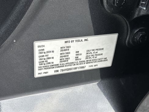 Used 2024 Tesla Model Y Long Range image 23