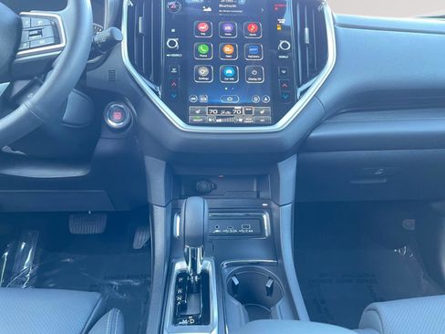 Certified 2025 Subaru Ascent Limited image 9